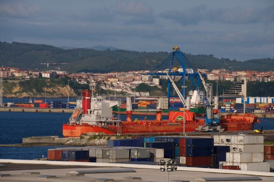port-of-bilbao-spain-iStock-516651841